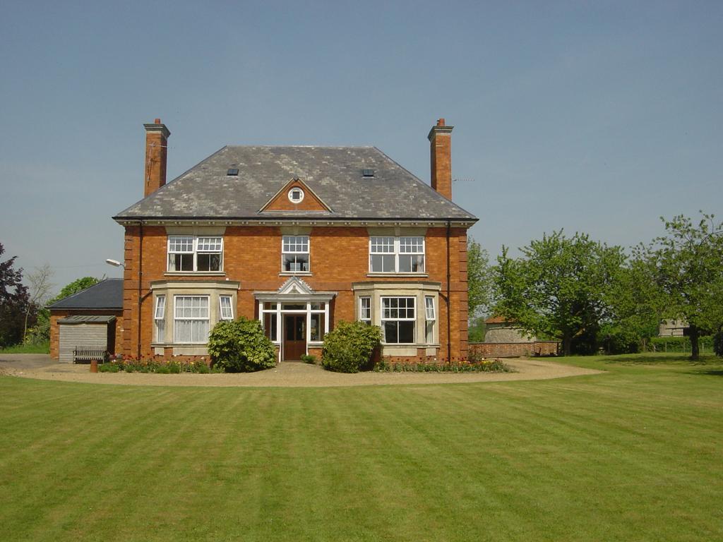 Furtho Manor Farm Bed & Breakfast Milton Keynes Ngoại thất bức ảnh